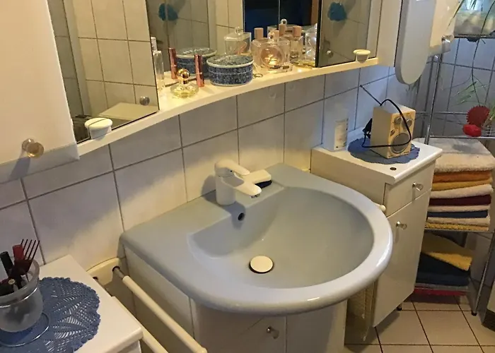 Haus Willi Monteur-und Lägenhet