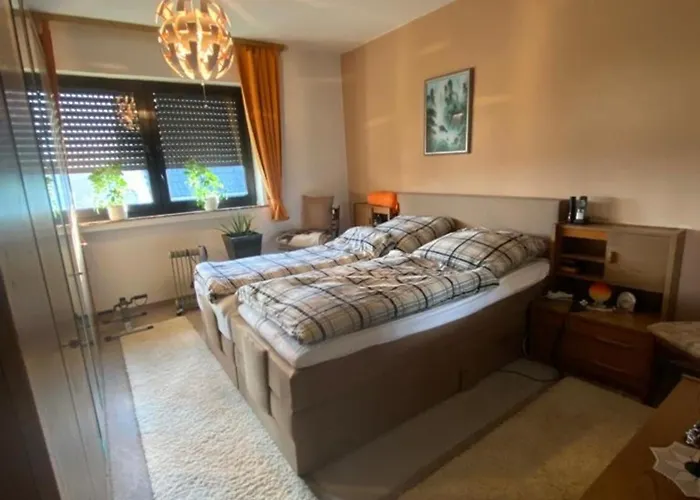 Haus Willi Monteur-und *